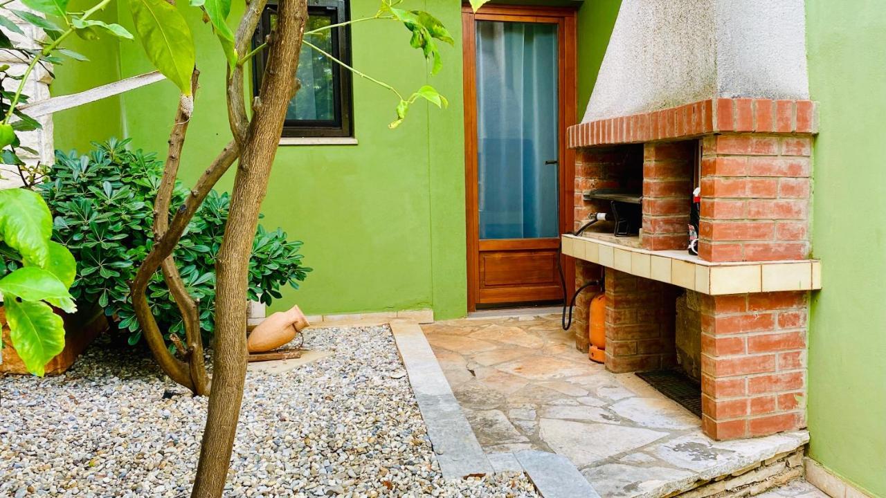 Bilini Garden Apartment プーラ エクステリア 写真